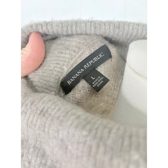 Banana Republic Gray Wool Turtleneck Sweater Womens Large - Picture 8 of 8